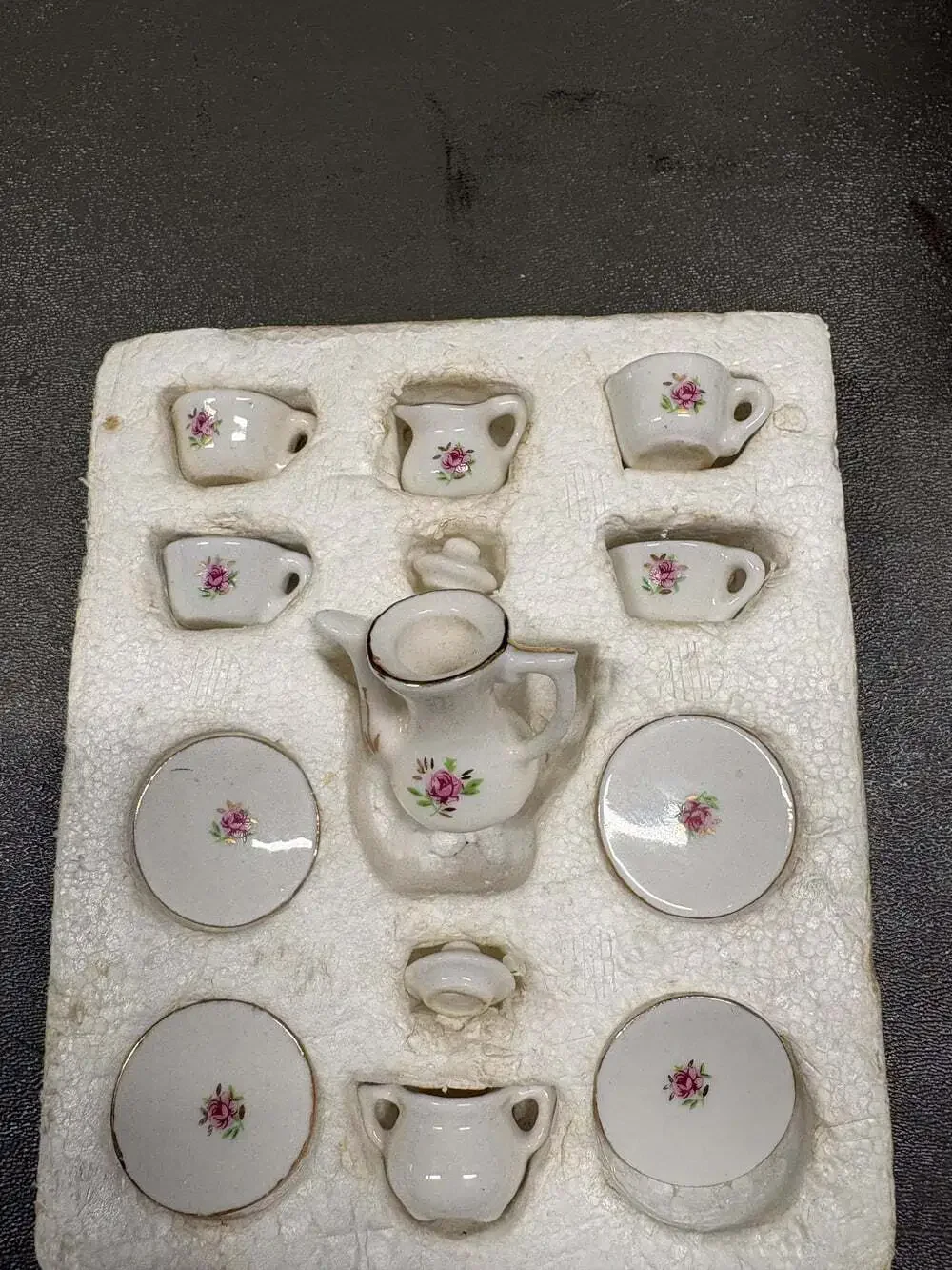 Super Cute Miniture Porcelain tea play set Roses Floral White 13 pc set